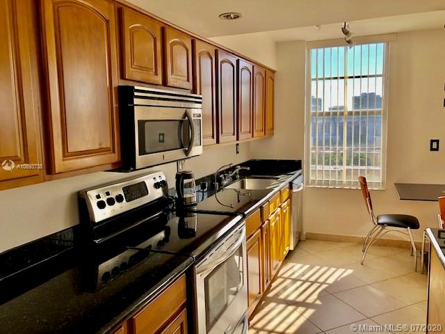 Sunny Isles Beach, FL 33160,231 174th St #1504