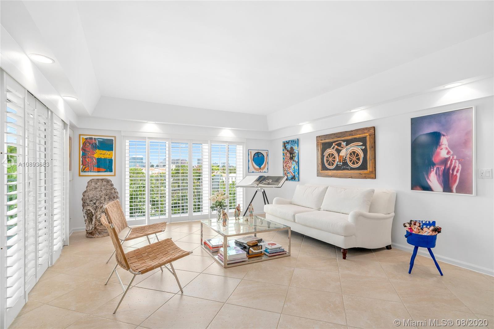 Palm Beach, FL 33480,350 S Ocean Blvd #307