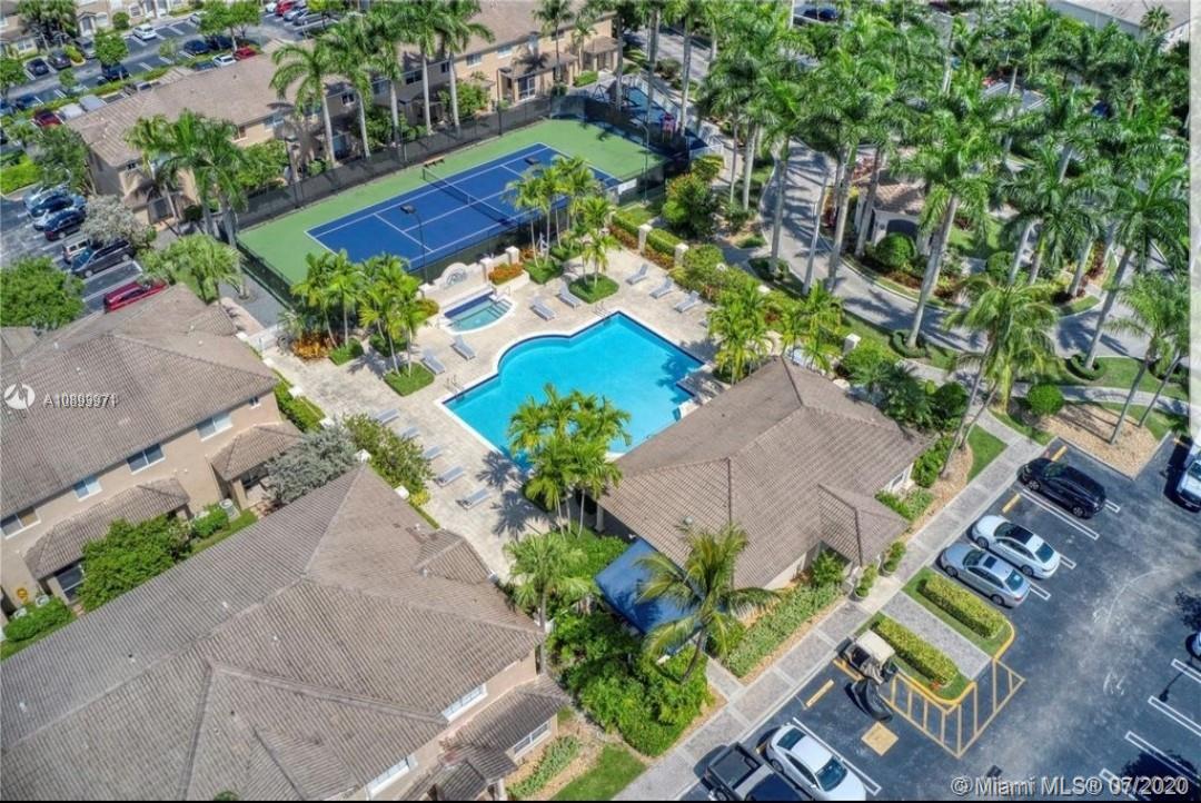 56 115 CT #104, Doral, FL 33178