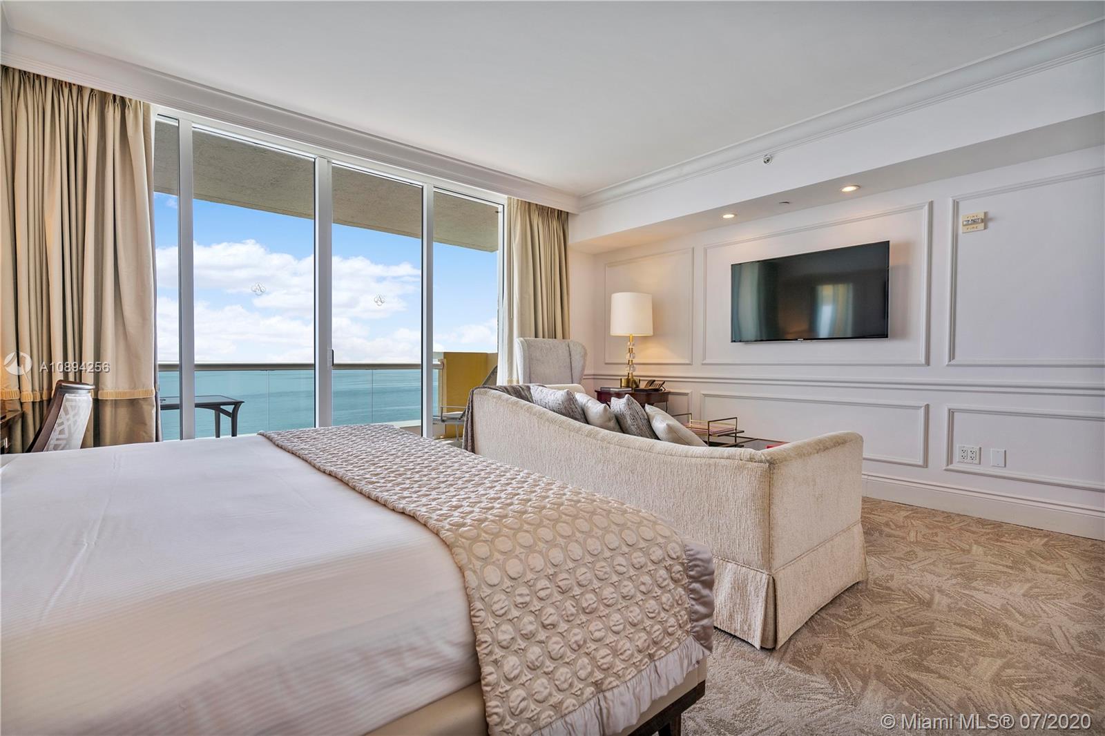 Sunny Isles Beach, FL 33160,17875 Collins Ave #1907