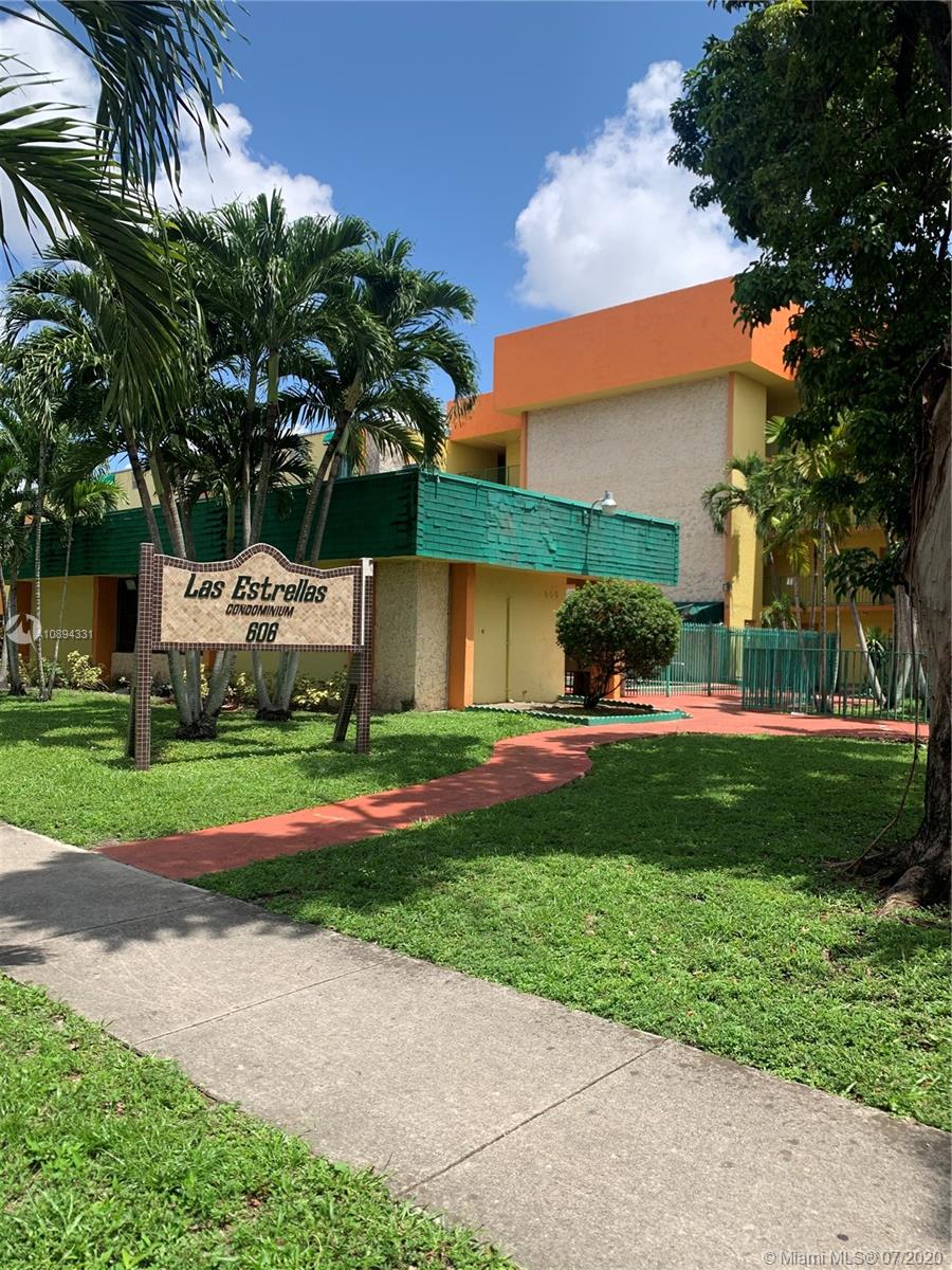 Hialeah, FL 33014,606 W 81st St #314