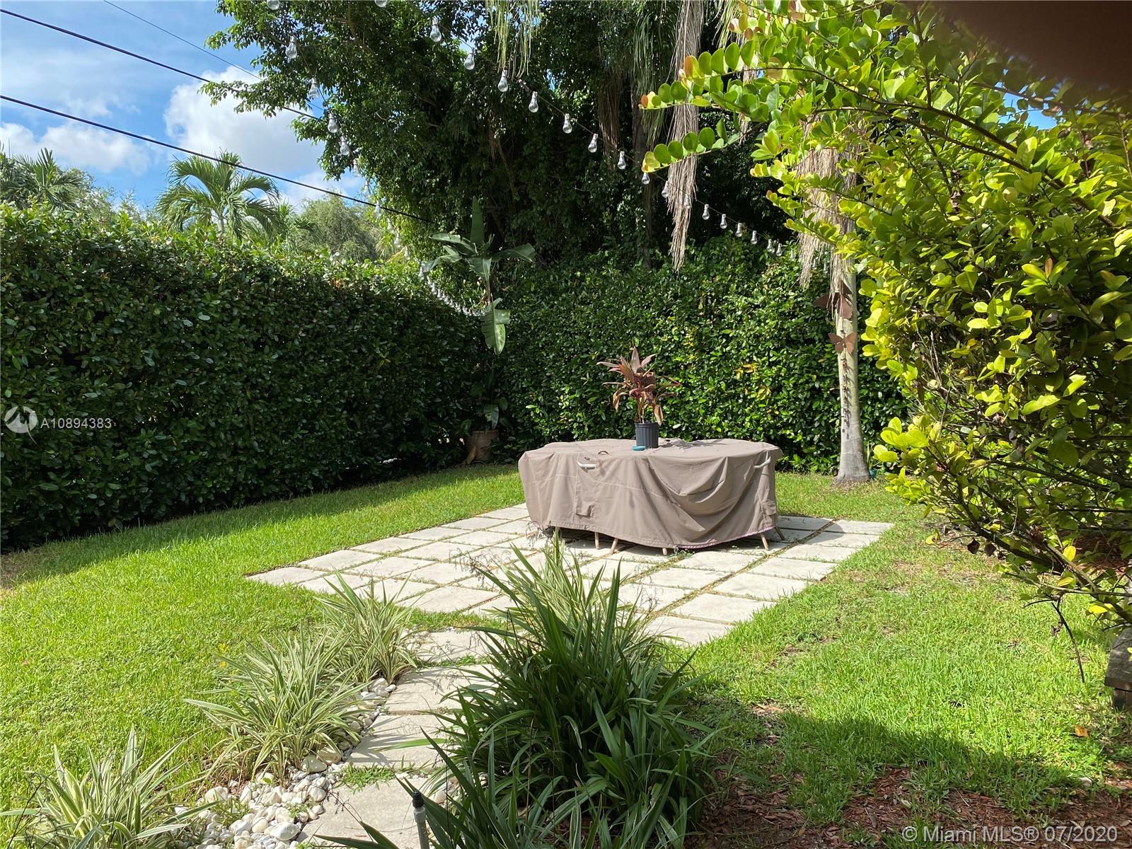 Coral Gables, FL 33146,921 Placetas Ave