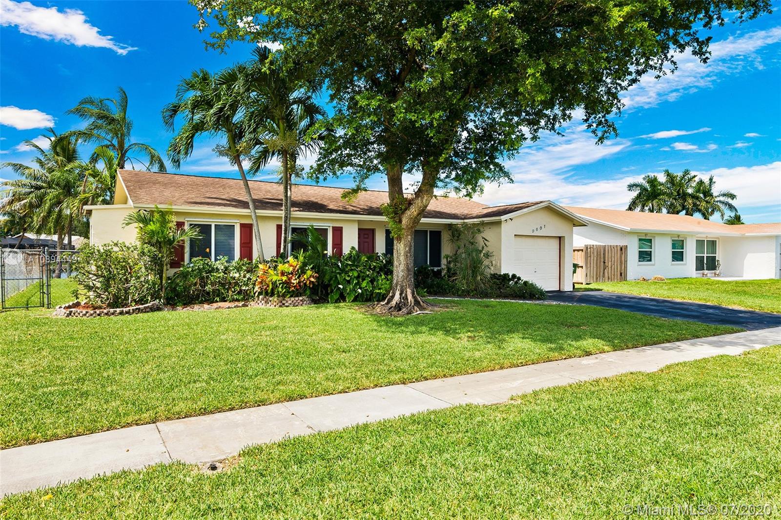 Pembroke Pines, FL 33024,9601 NW 10th St