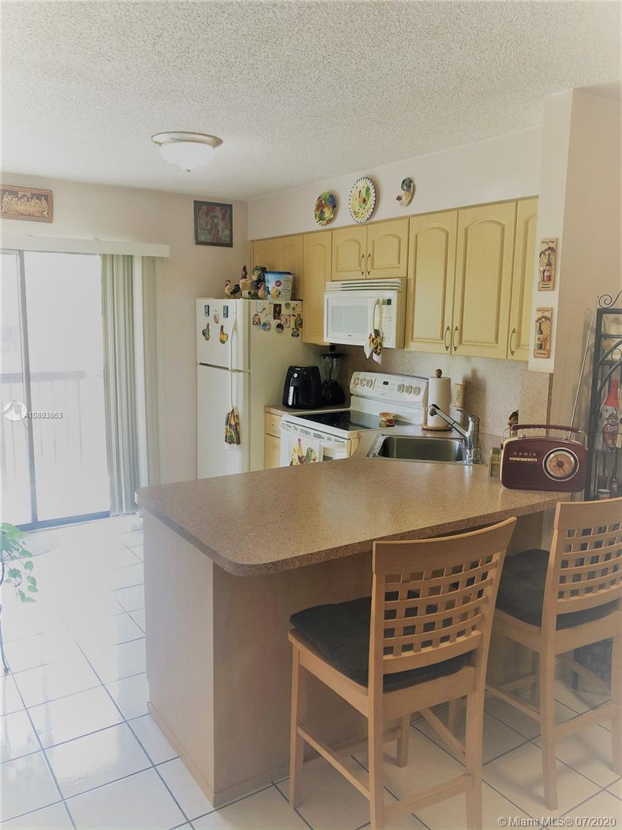 Hialeah, FL 33016,5300 W 21st Ct #313