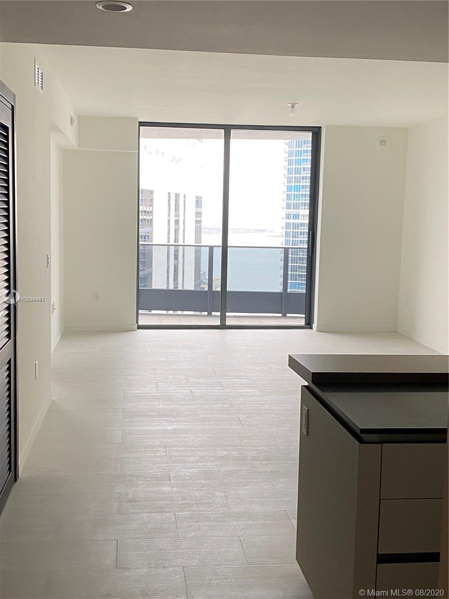 Miami, FL 33131,1000 Brickell Plz #4803