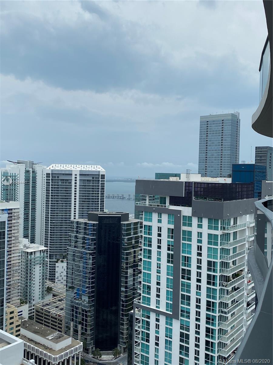 Miami, FL 33131,1000 Brickell Plz #4803