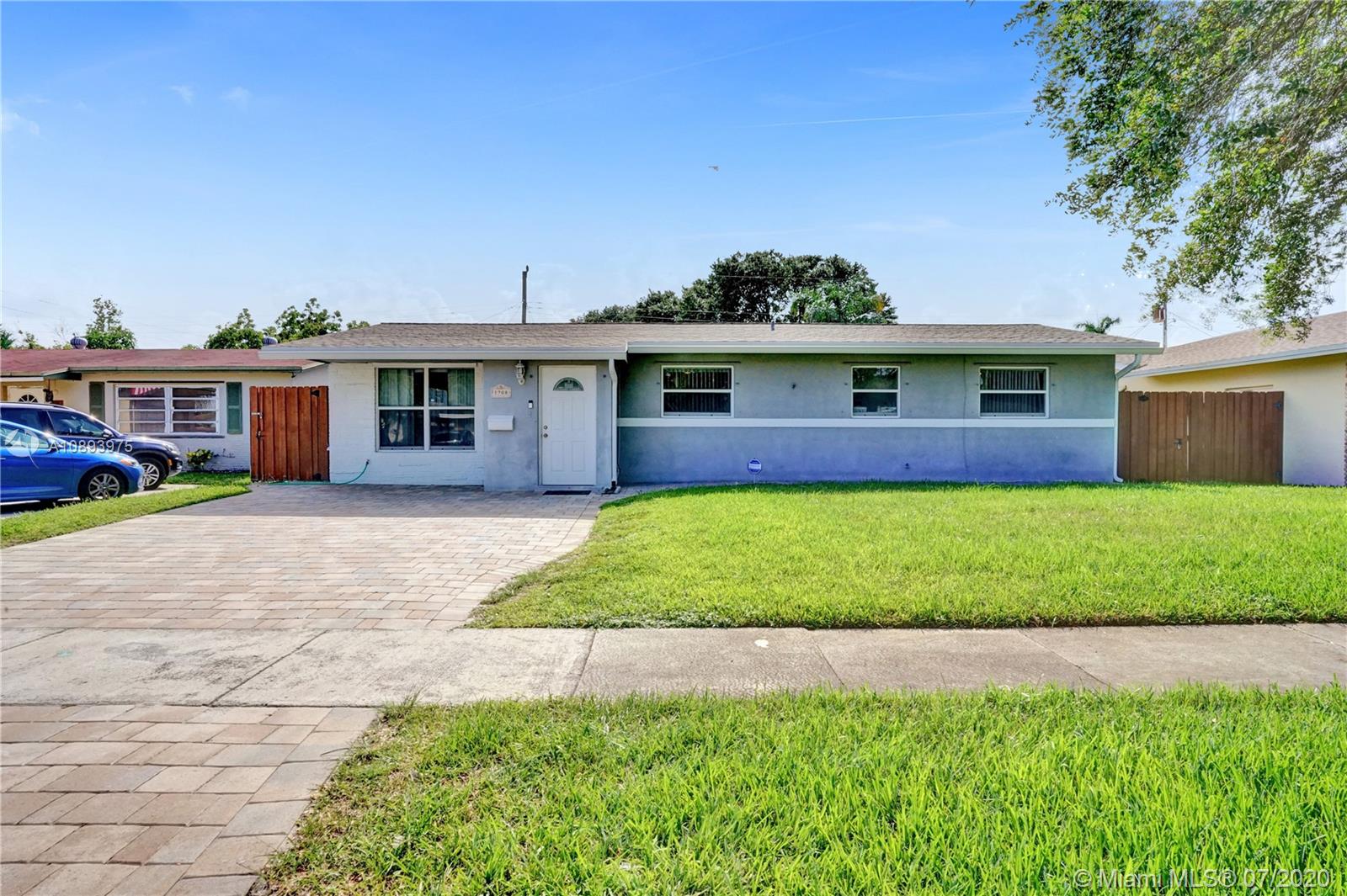Hollywood, FL 33021,1908 N 40th Ave
