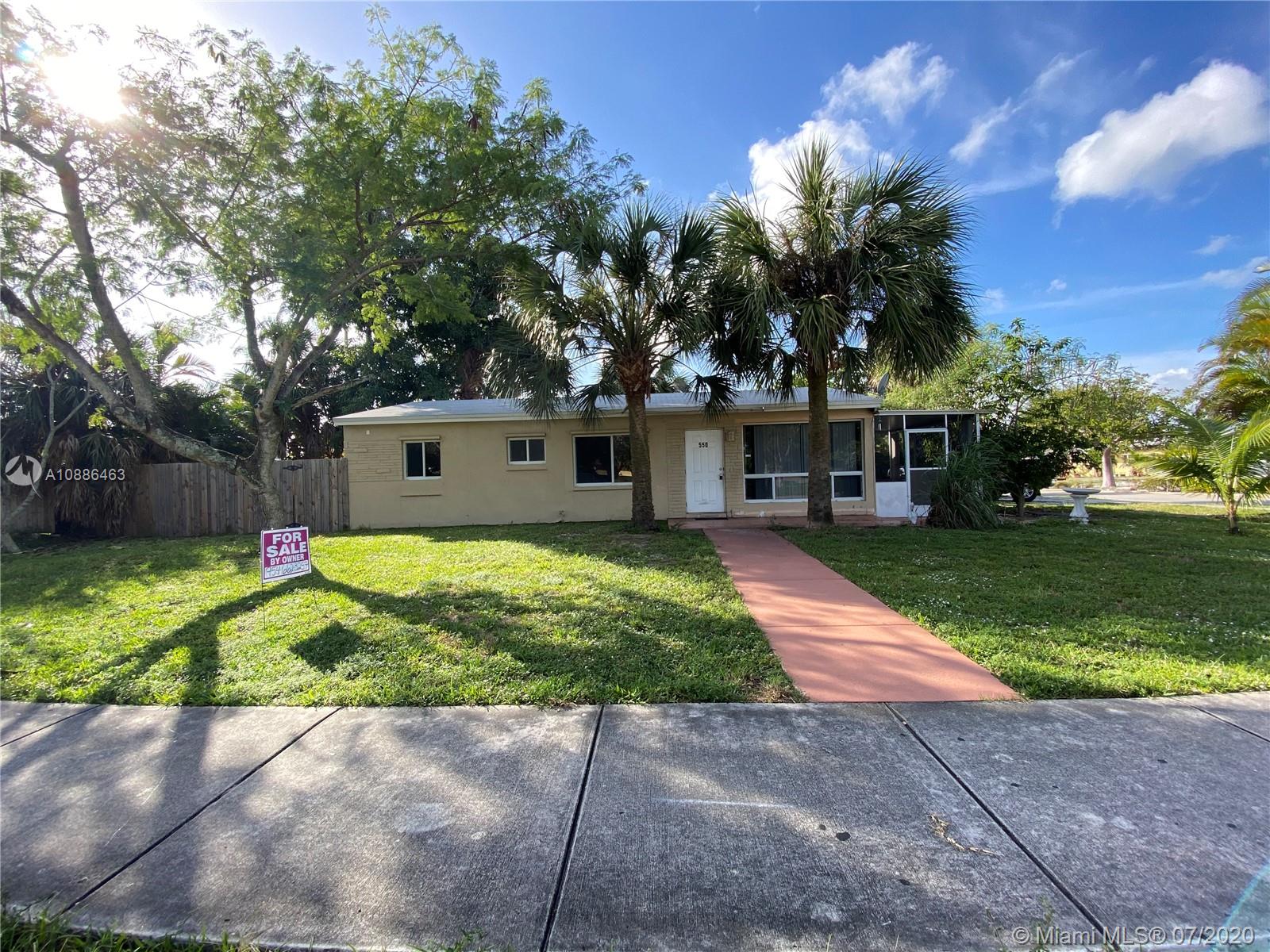 550 NE 59th St, Oakland Park, FL 33334