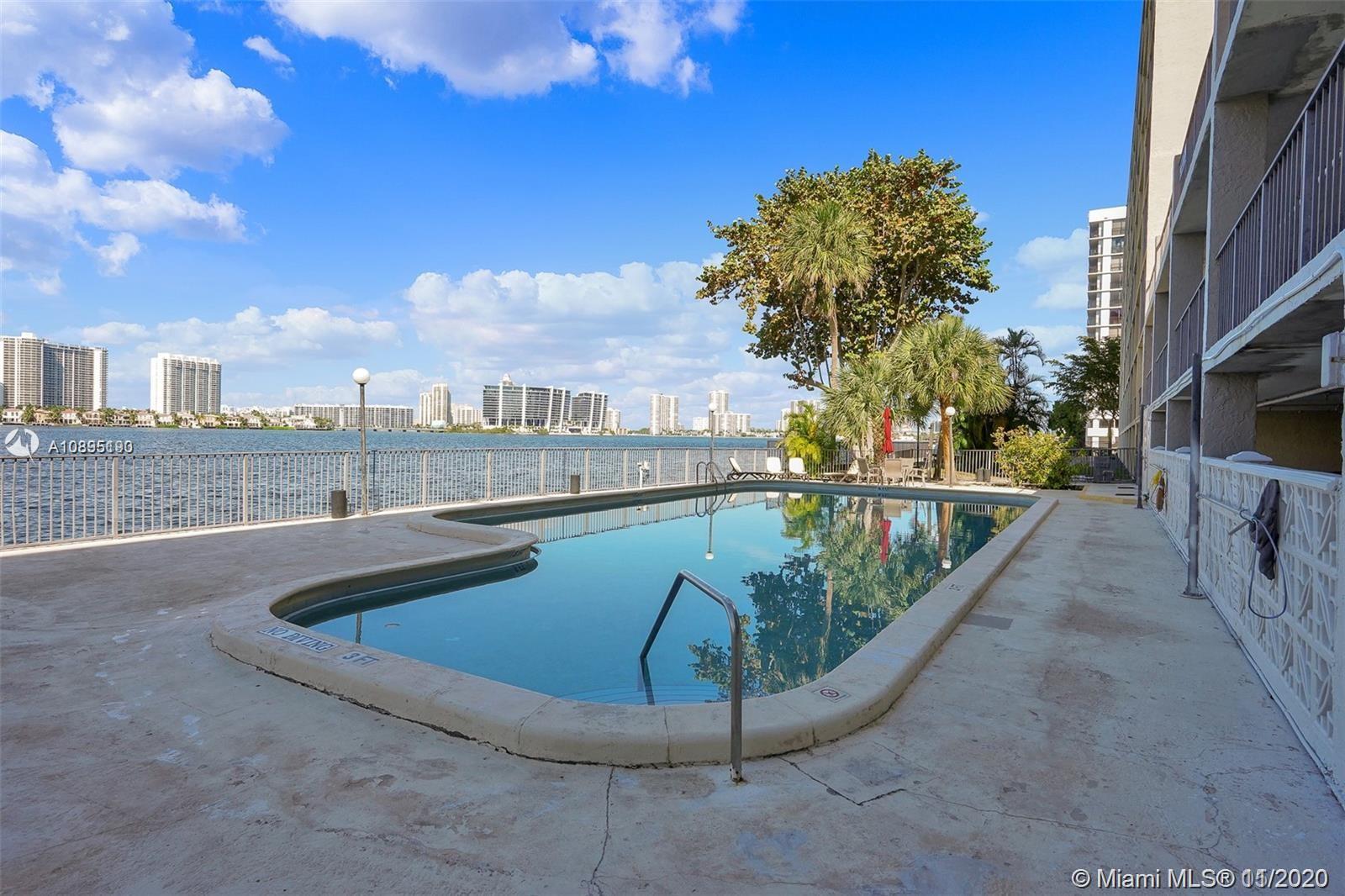 Sunny Isles Beach, FL 33160,17600 N Bay Rd #N905