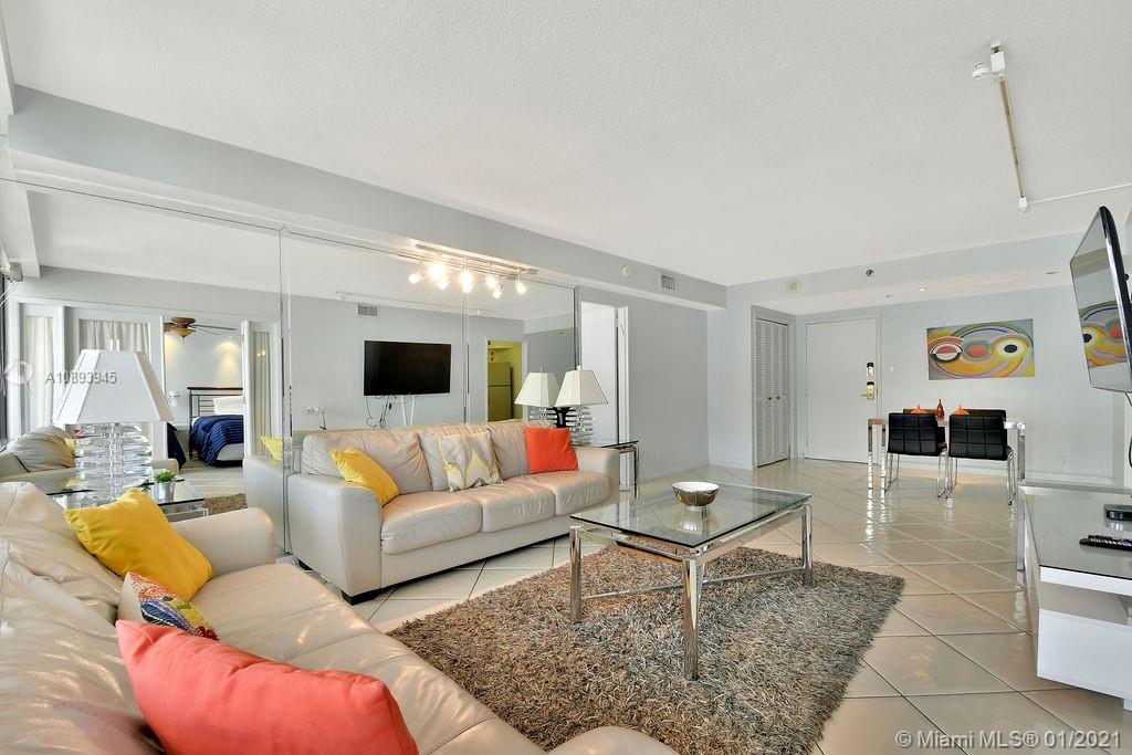 5225 Collins Ave #1515, Miami Beach, FL 33140