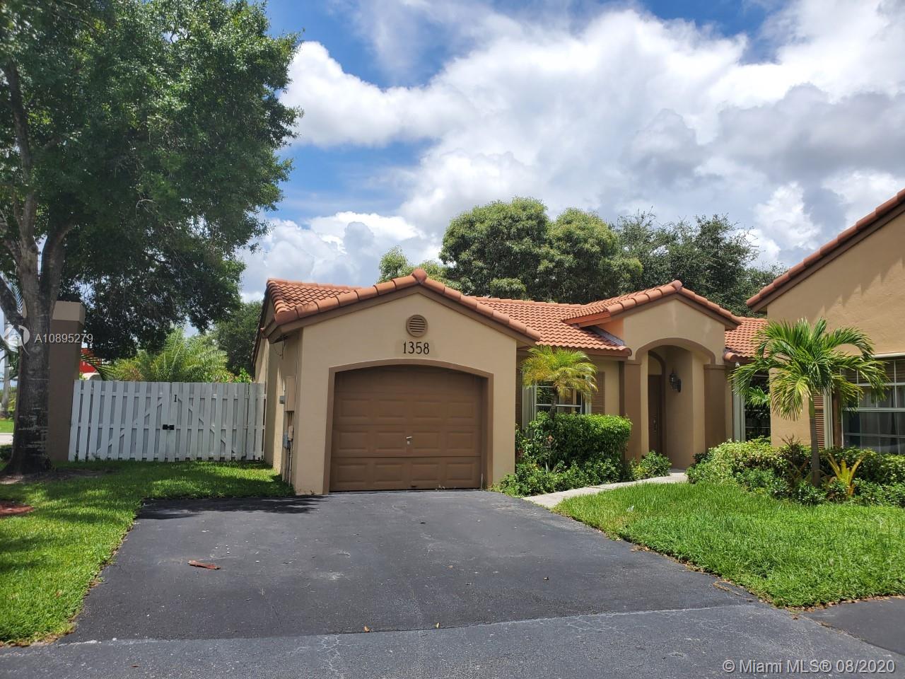 1358 NW 125th Ter, Sunrise, FL 33323