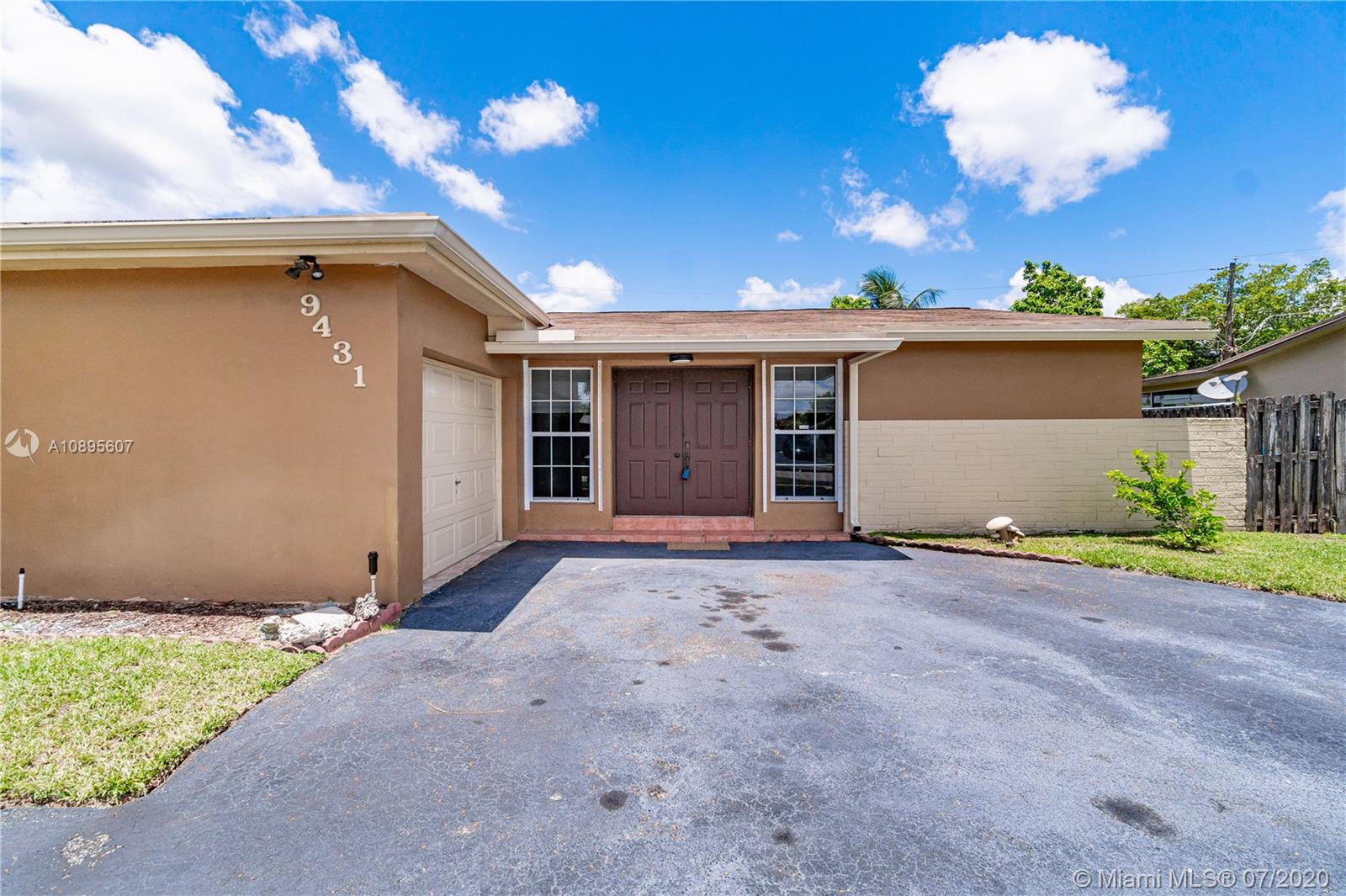 9431 NW 24th St, Sunrise, FL 33322