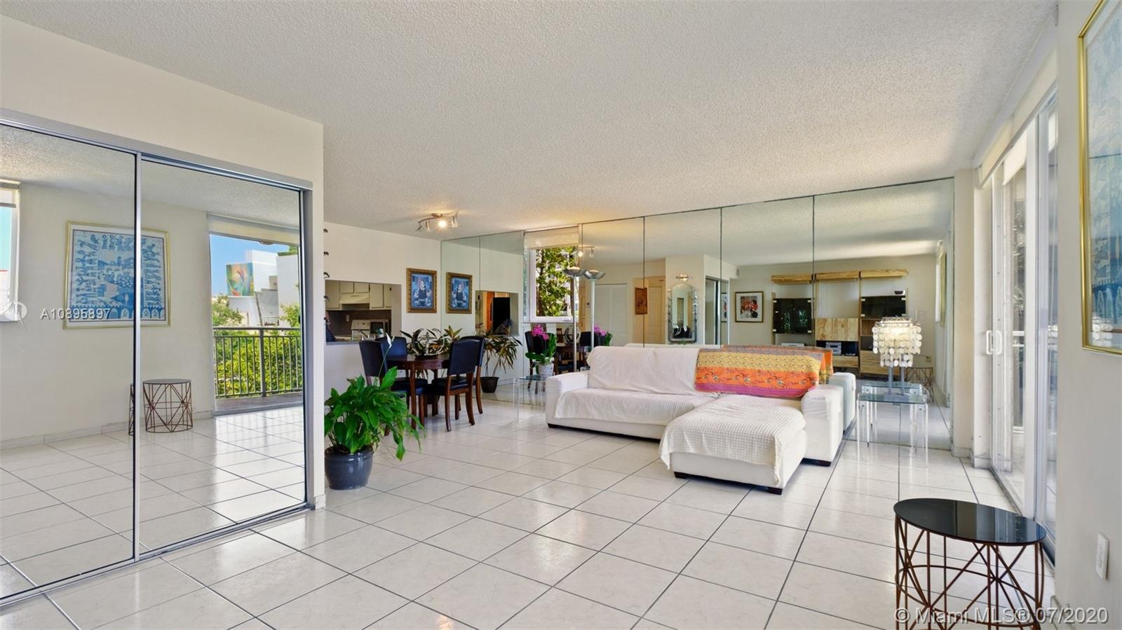 Miami Beach, FL 33139,1666 West Ave #304