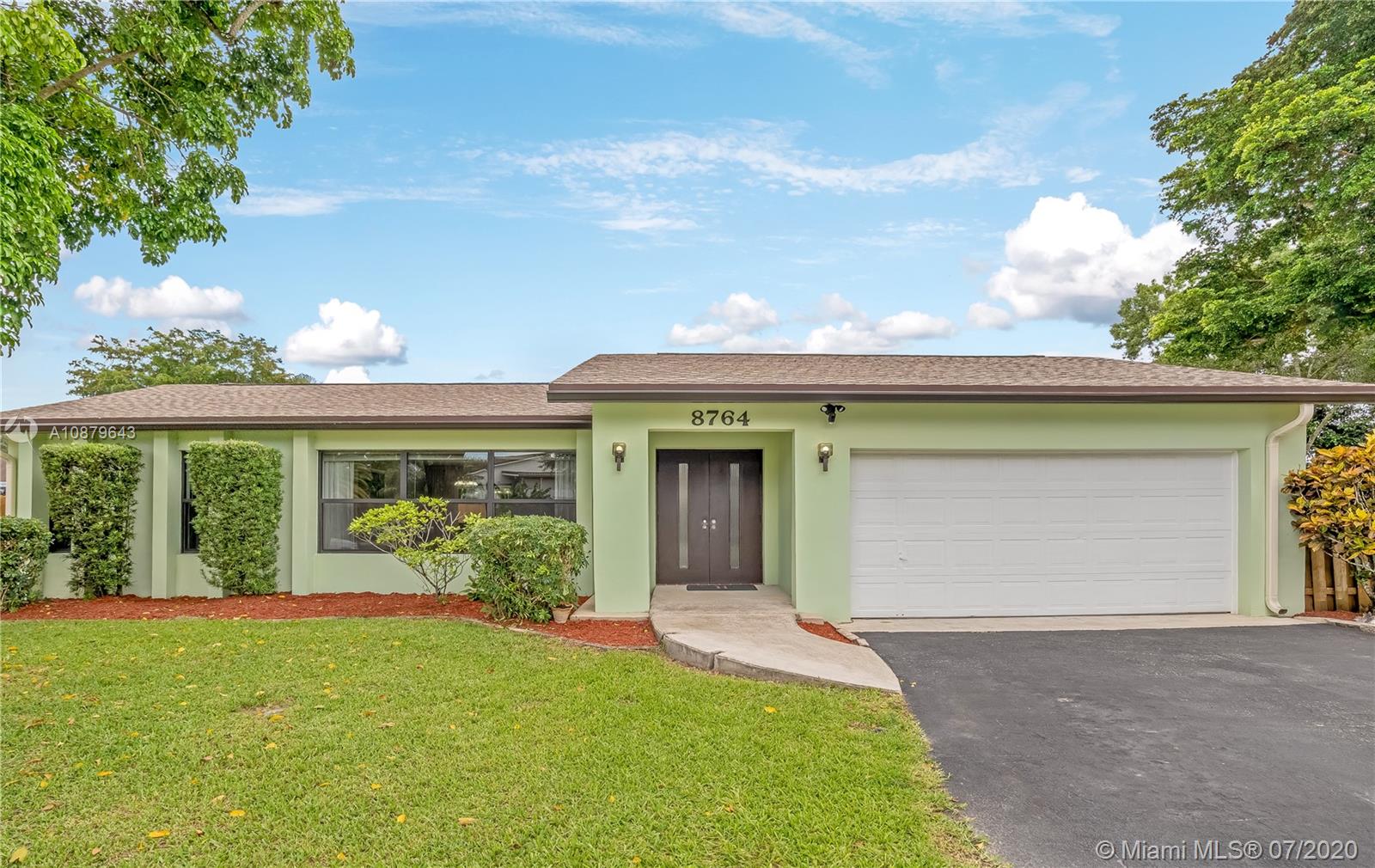 Cooper City, FL 33328,8764 SW 51st Ct