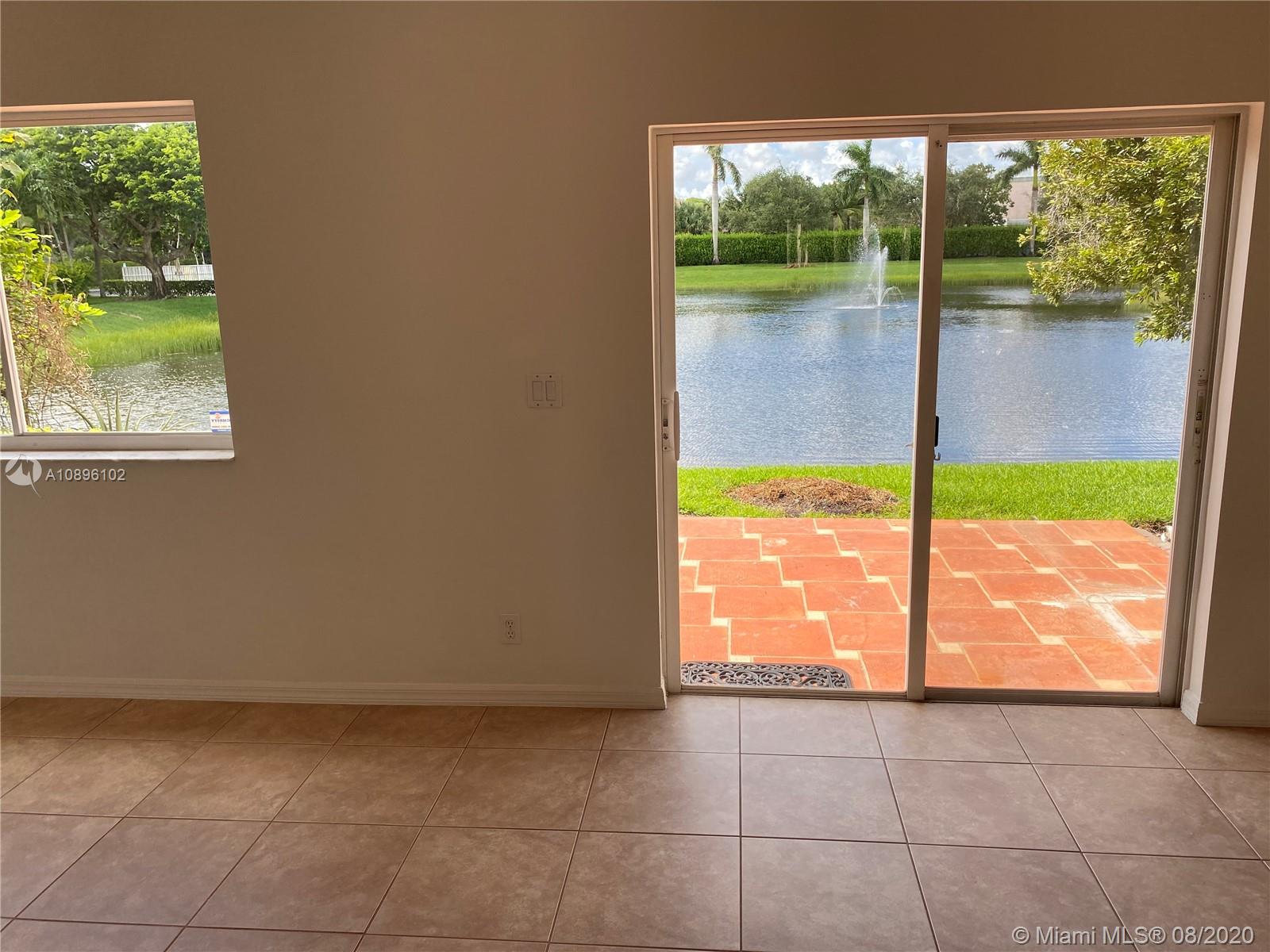 Coconut Creek, FL 33073,4716 Lago Vista Dr