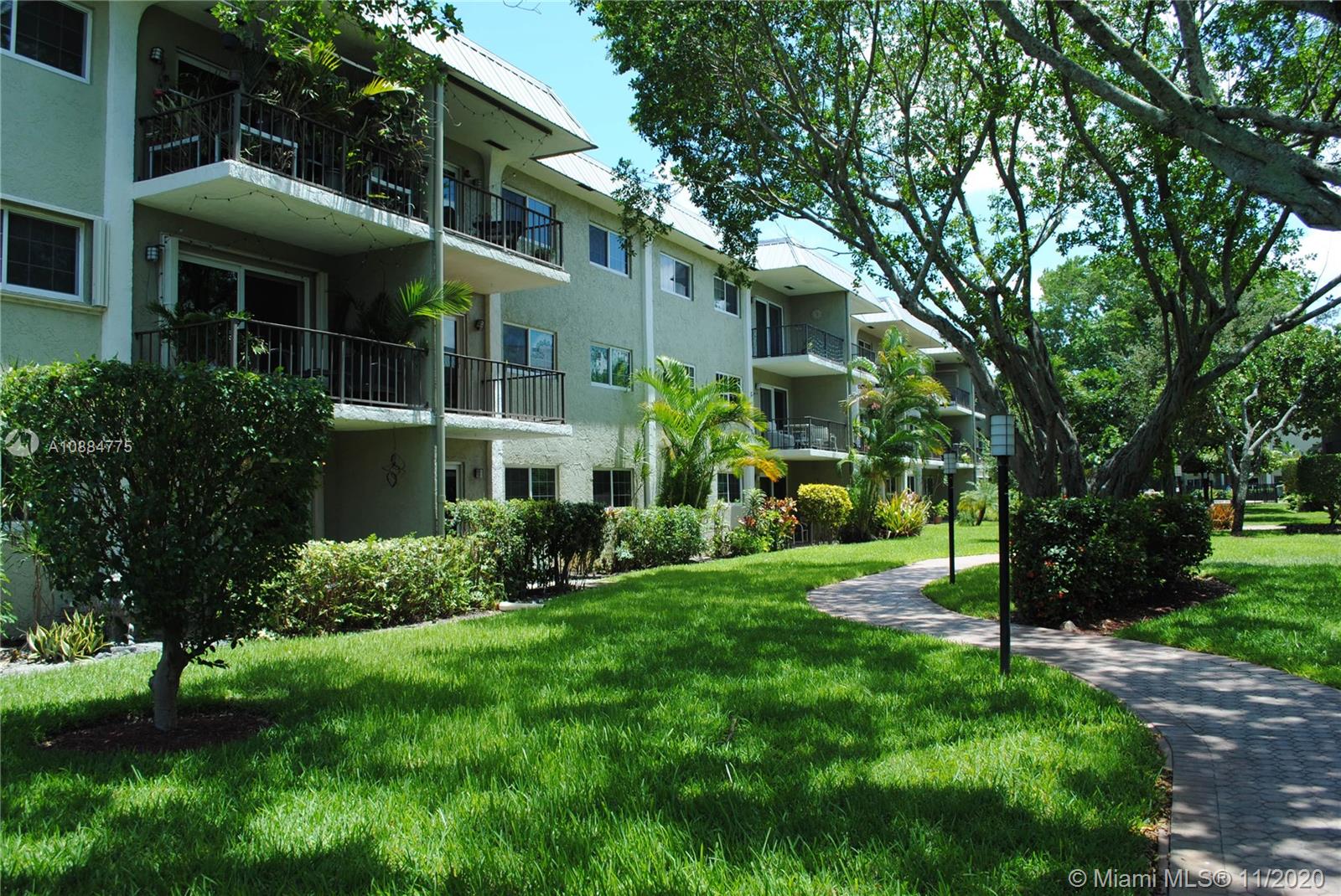 3002 NE 5 TERRACE #216-B, Wilton Manors, FL 33334