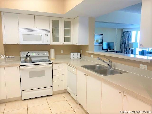 Sunny Isles Beach, FL 33160,17375 Collins Ave #1406