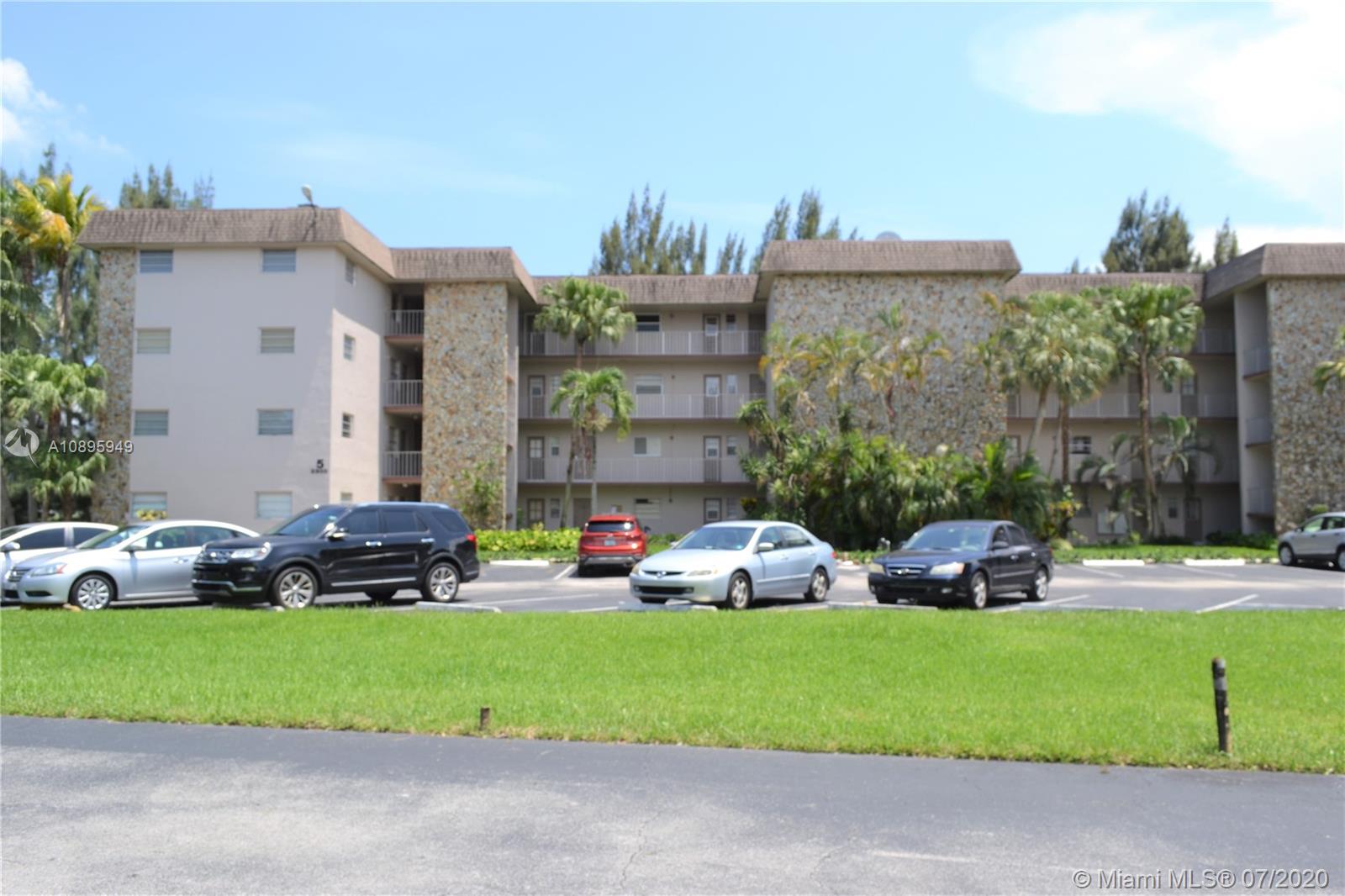 Davie, FL 33324,2500 SW 81st Ave #302