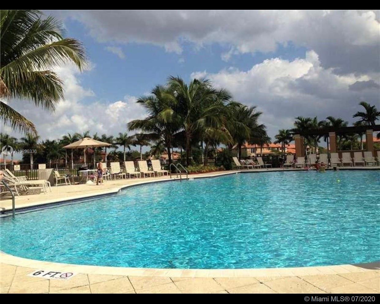 Miami, FL 33185,2841 SW 152 CT