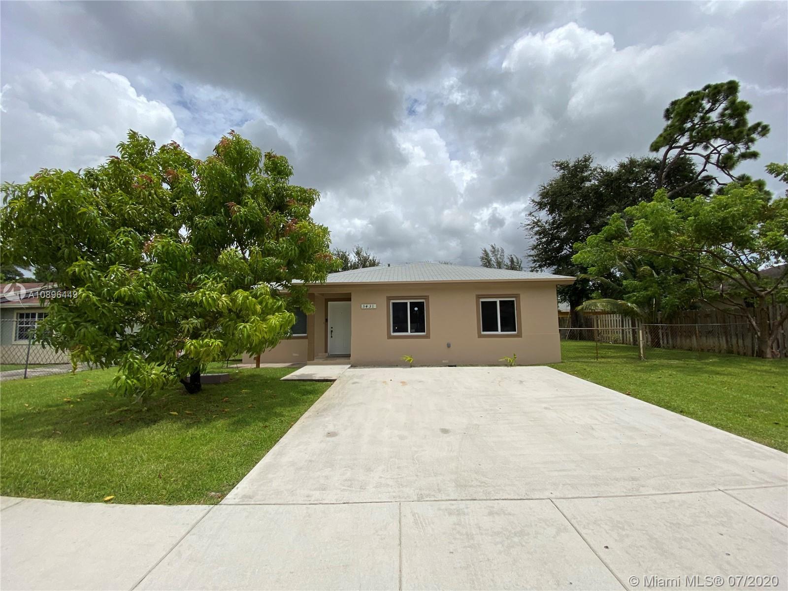 3431 NW 211th St, Miami Gardens, FL 33056