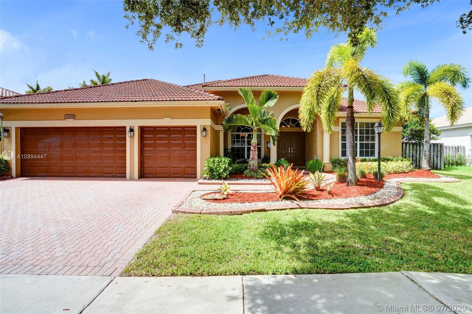 12836 NW 22nd Mnr, Pembroke Pines, FL 33028