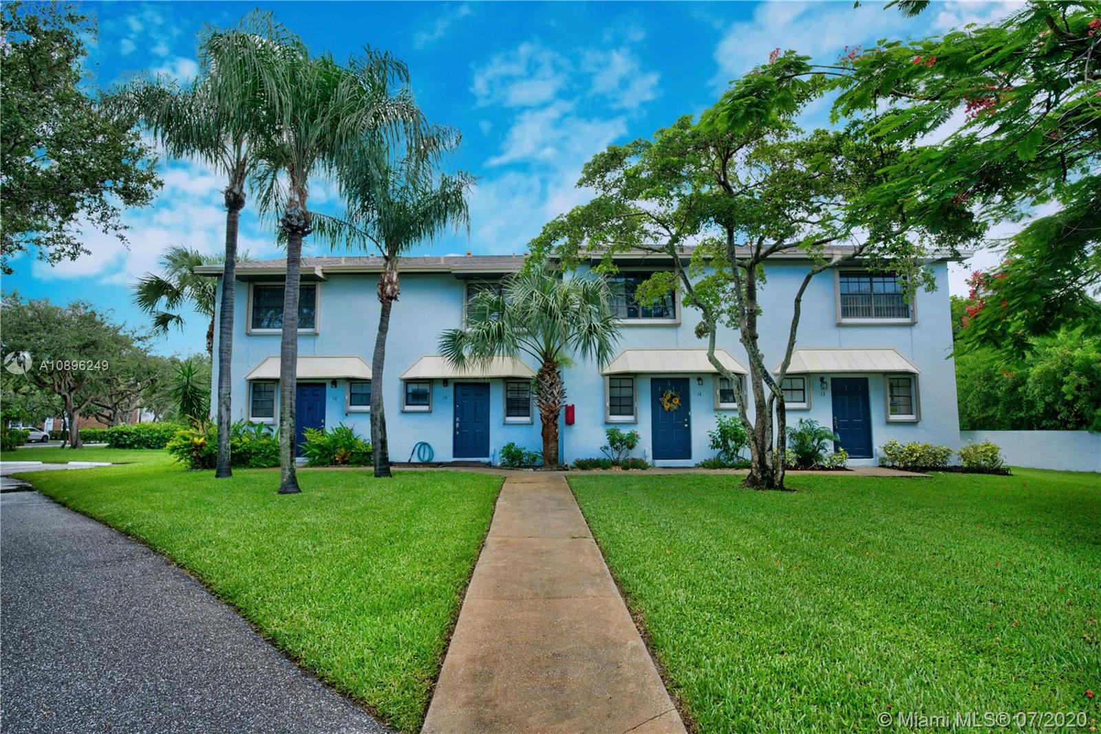 Tequesta, FL 33469,412 N Cypress Dr #16