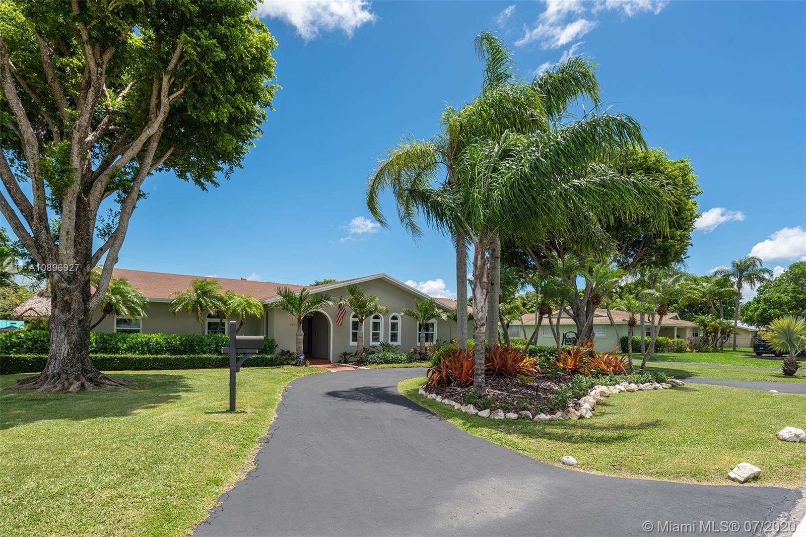 Palmetto Bay, FL 33157,7950 SW 164 ST