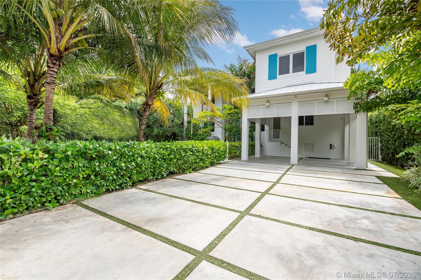 Key Biscayne, FL 33149,635 Harbor Dr