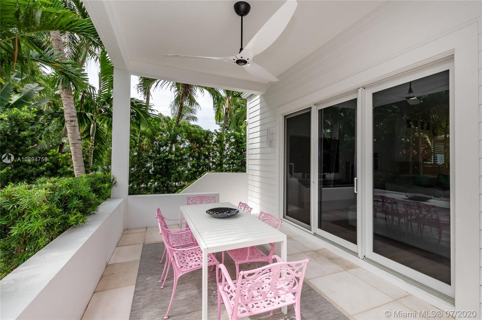 Key Biscayne, FL 33149,635 Harbor Dr