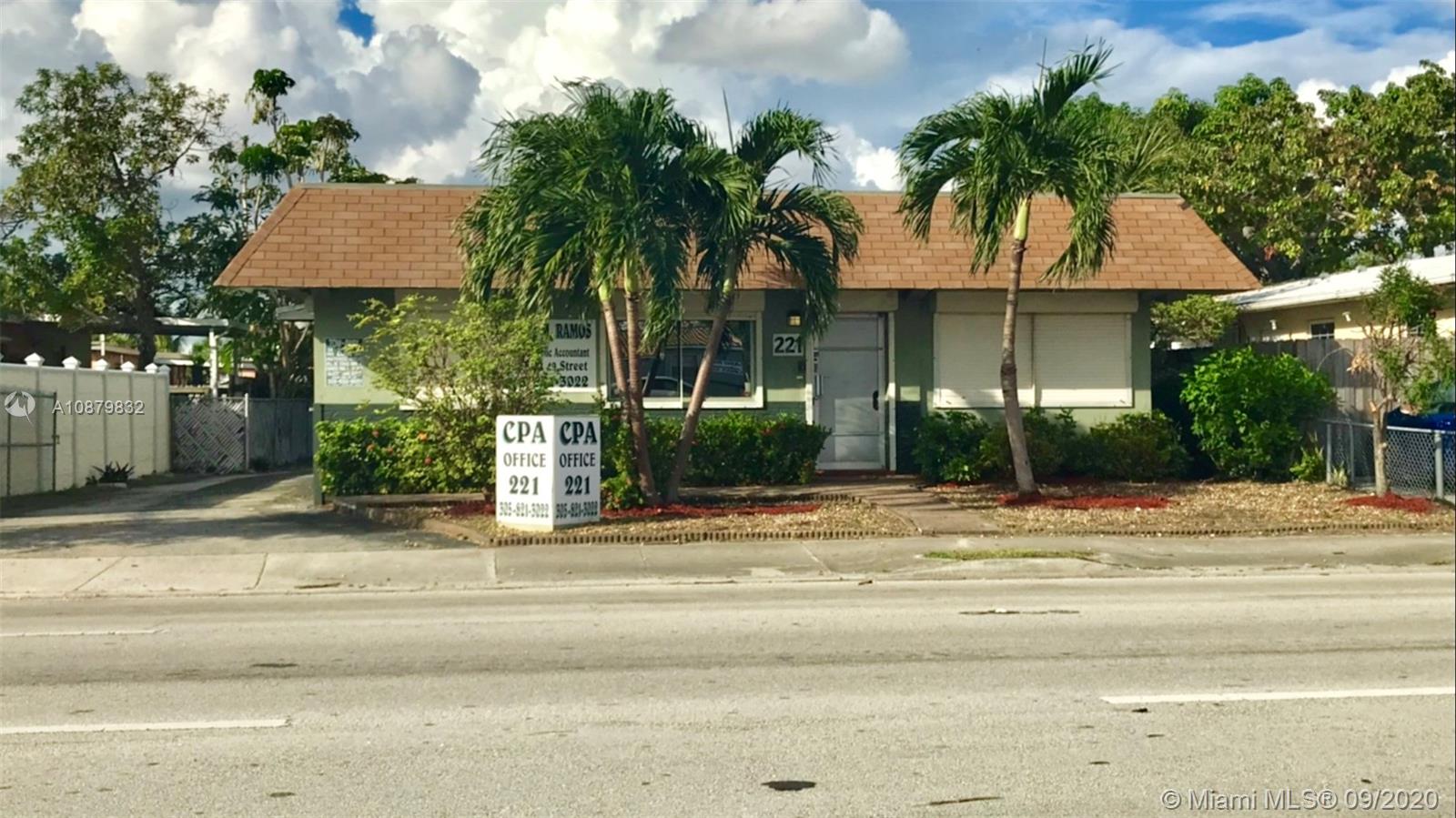 221 E 49th St, Hialeah, FL 33013