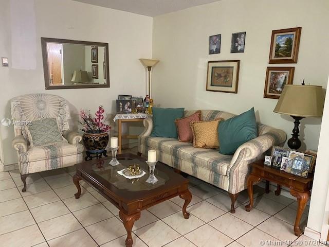 Miami, FL 33175,11780 SW 18th St #330-2