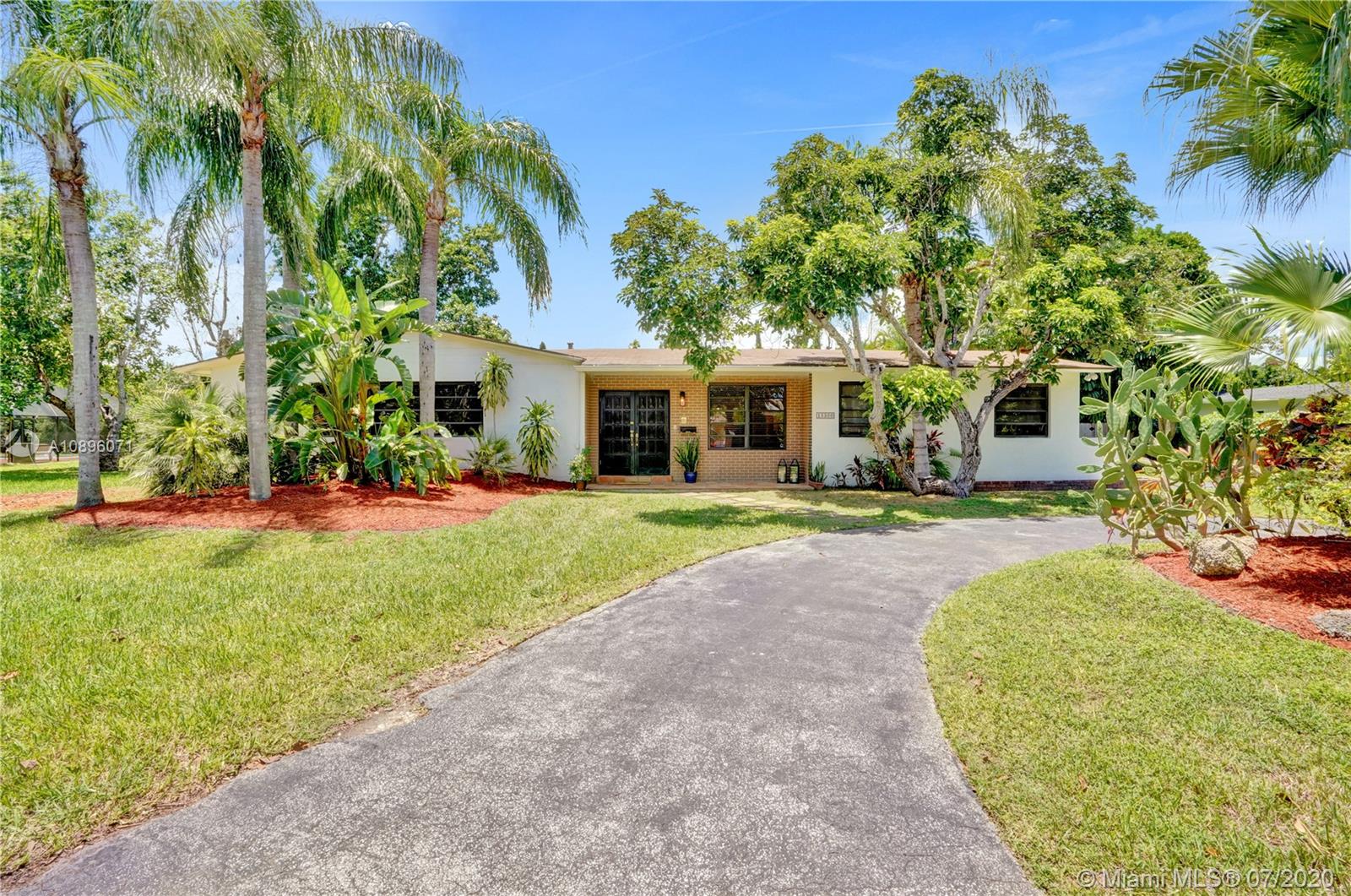 Palmetto Bay, FL 33157,15300 SW 87th Ct