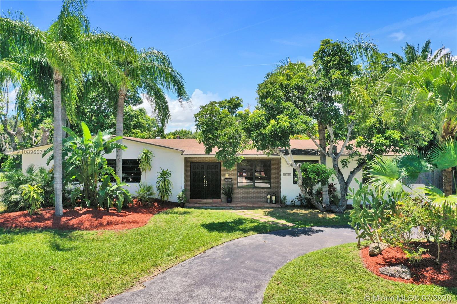 Palmetto Bay, FL 33157,15300 SW 87th Ct