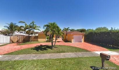 19473 NW 61st Ave, Hialeah, FL 33015