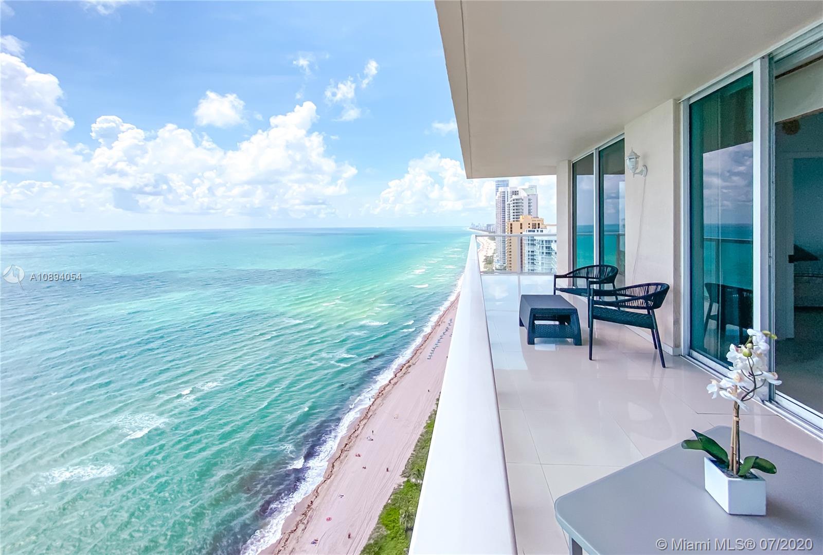 Sunny Isles Beach, FL 33160,16699 Collins Ave #3302