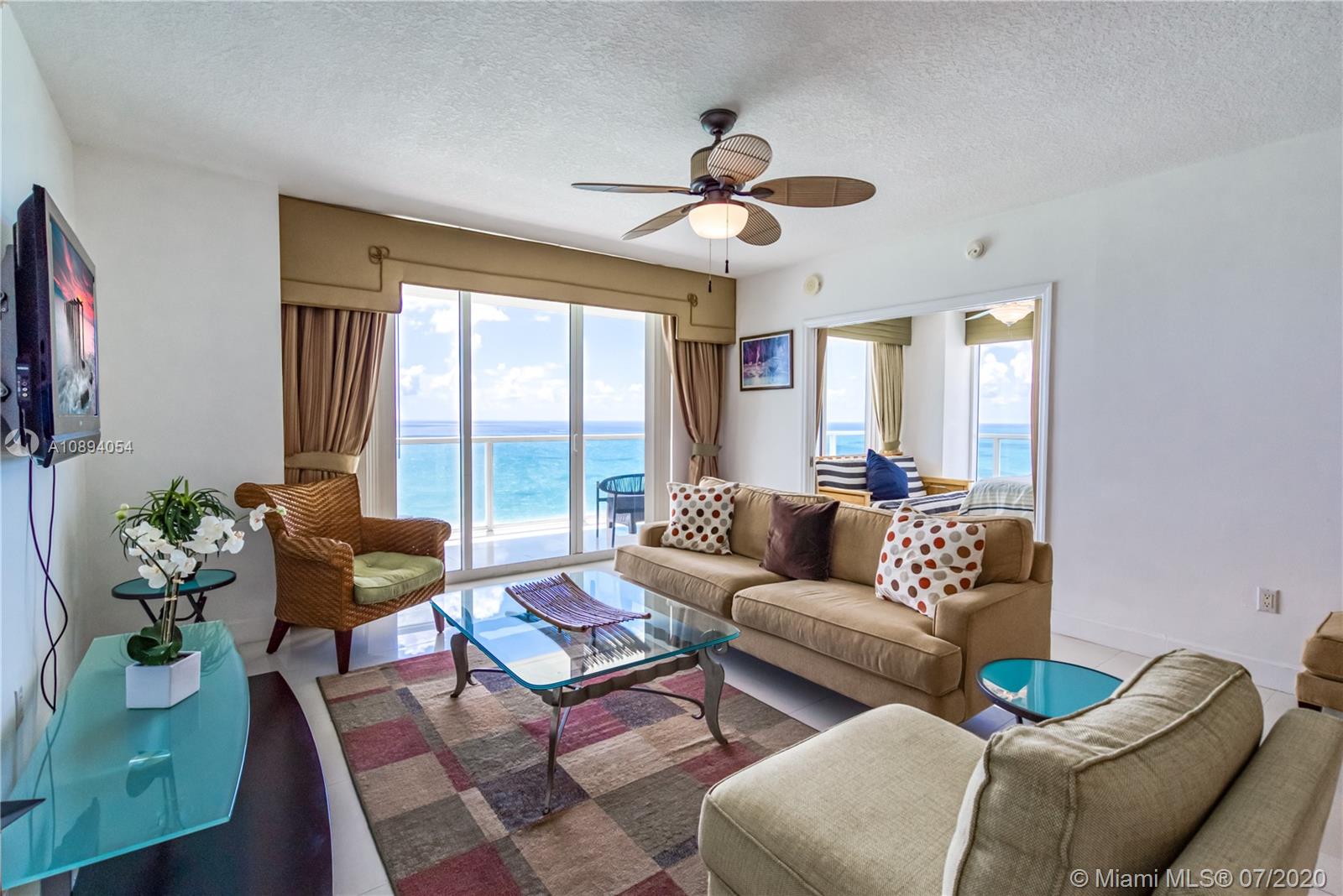 Sunny Isles Beach, FL 33160,16699 Collins Ave #3302