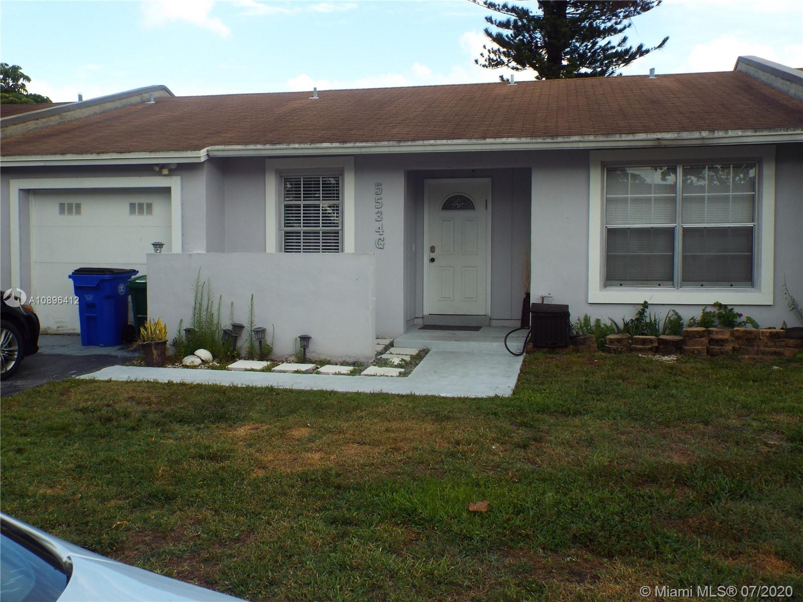 5534 S Lakewood Cir S #G, Margate, FL 33063