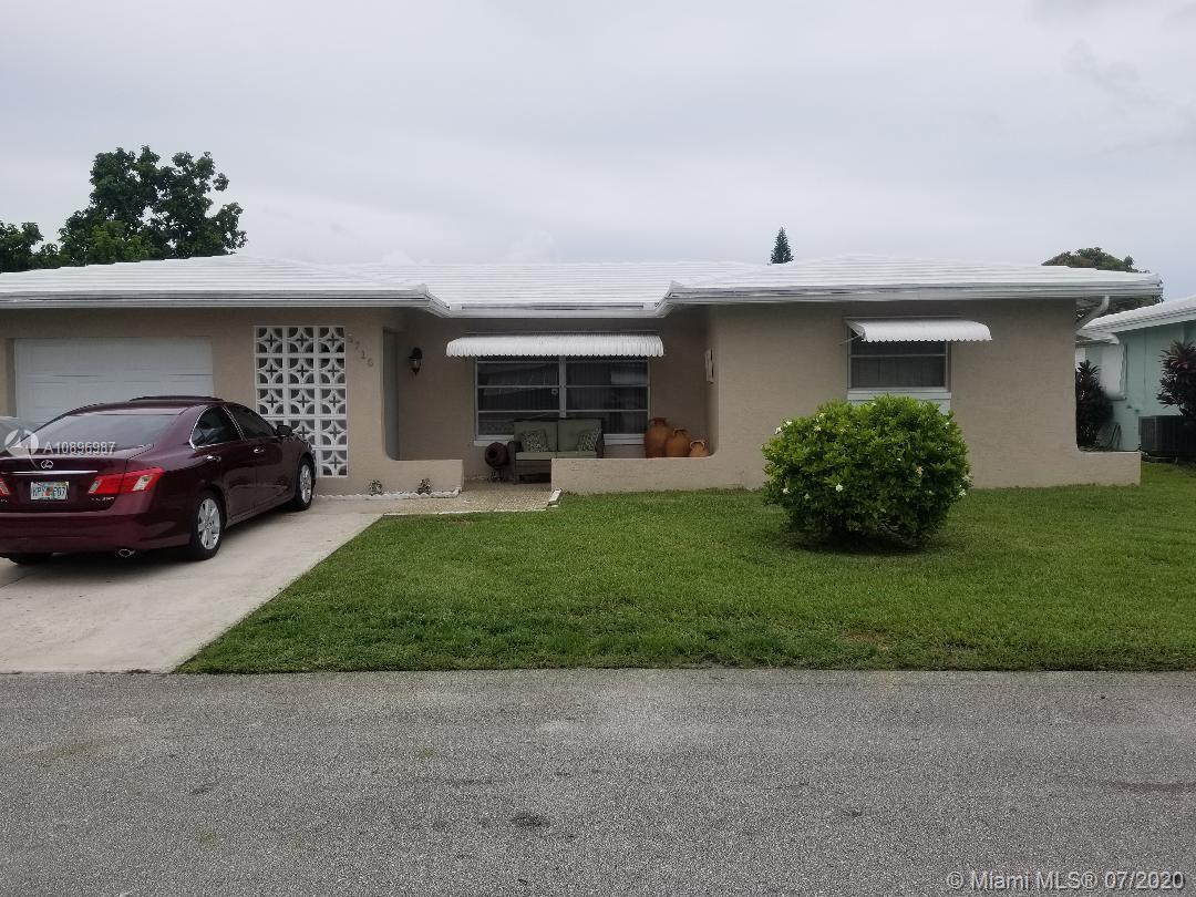 Tamarac, FL 33321,5716 NW 69th Avenue