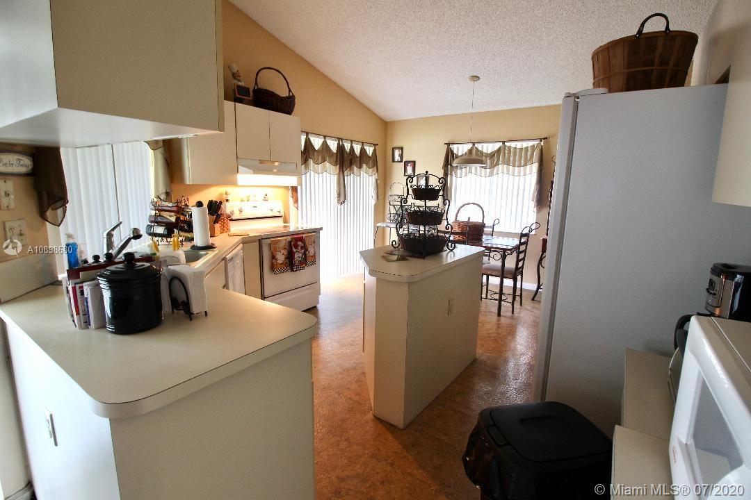 Coral Springs, FL 33067,5324 Pine Cir