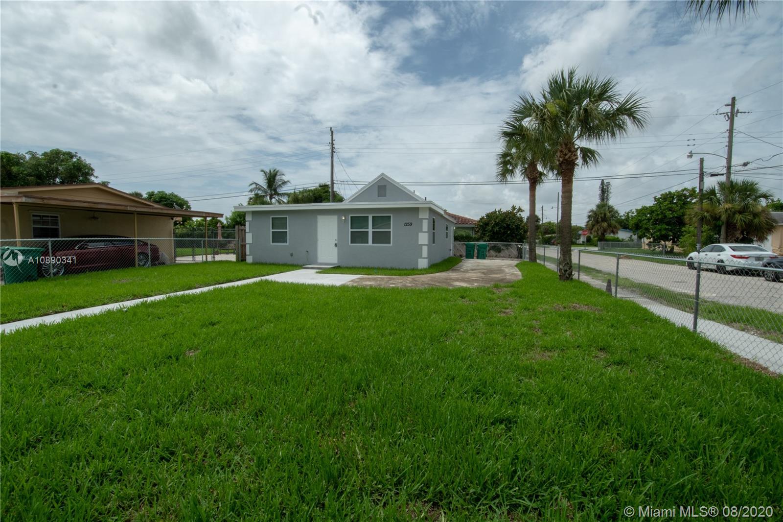 Riviera Beach, FL 33404,1259 W 25th St