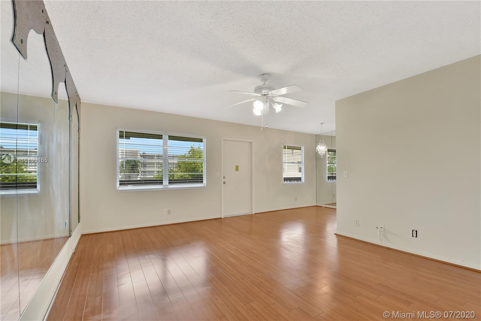 Deerfield Beach, FL 33442,359 Oakridge Terrace #359