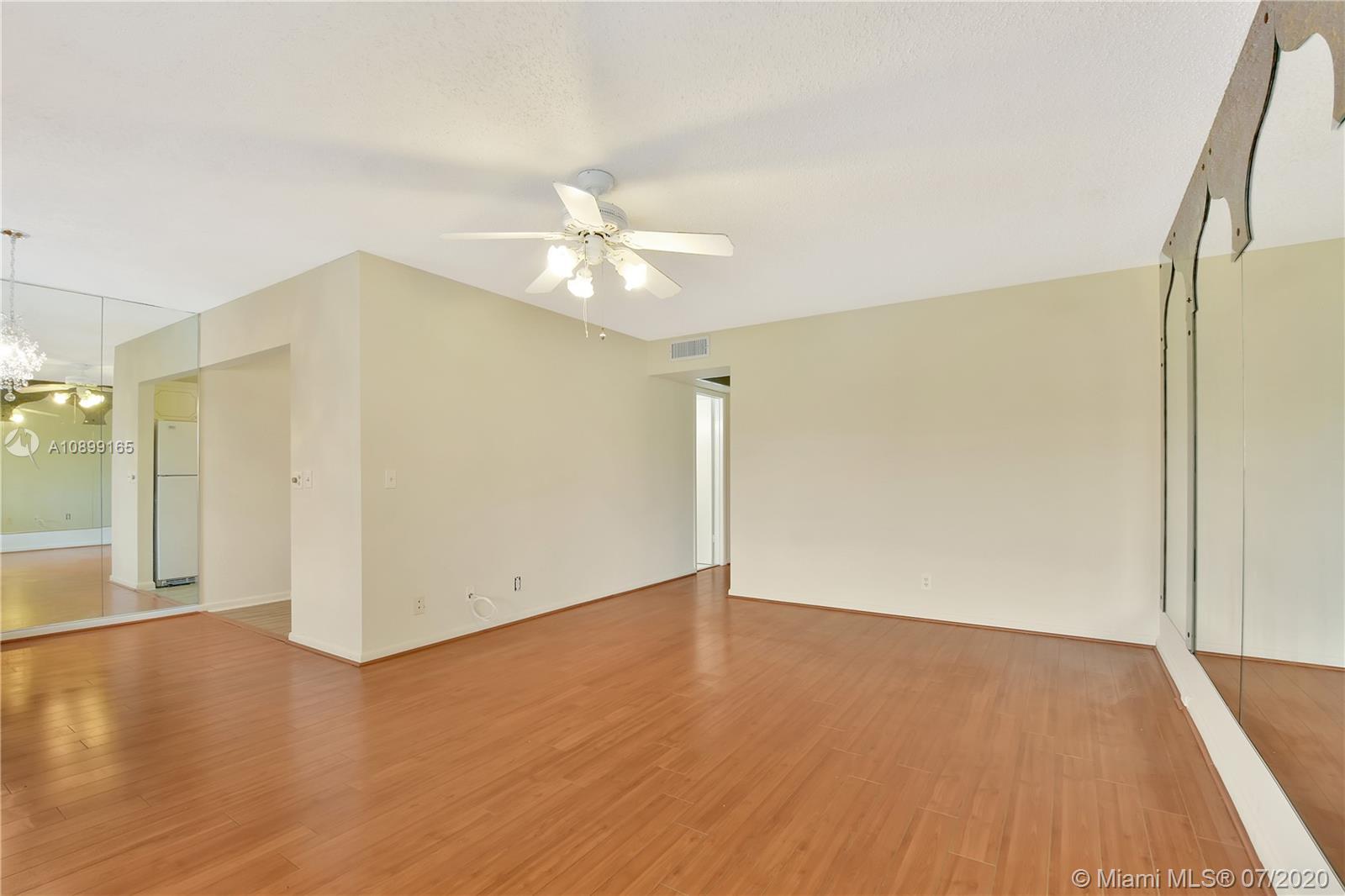 Deerfield Beach, FL 33442,359 Oakridge Terrace #359