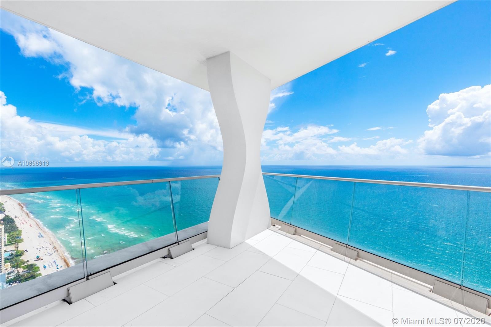 Sunny Isles Beach, FL 33160,16901 Collins Ave #4905