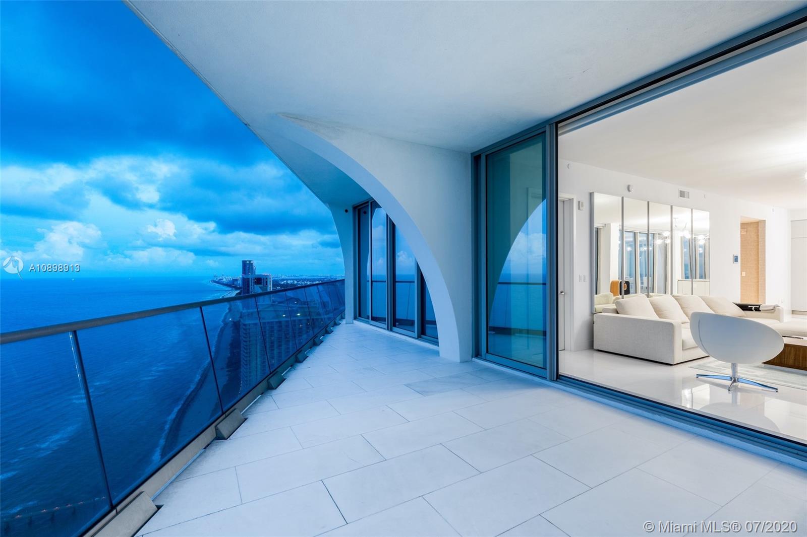 Sunny Isles Beach, FL 33160,16901 Collins Ave #4905