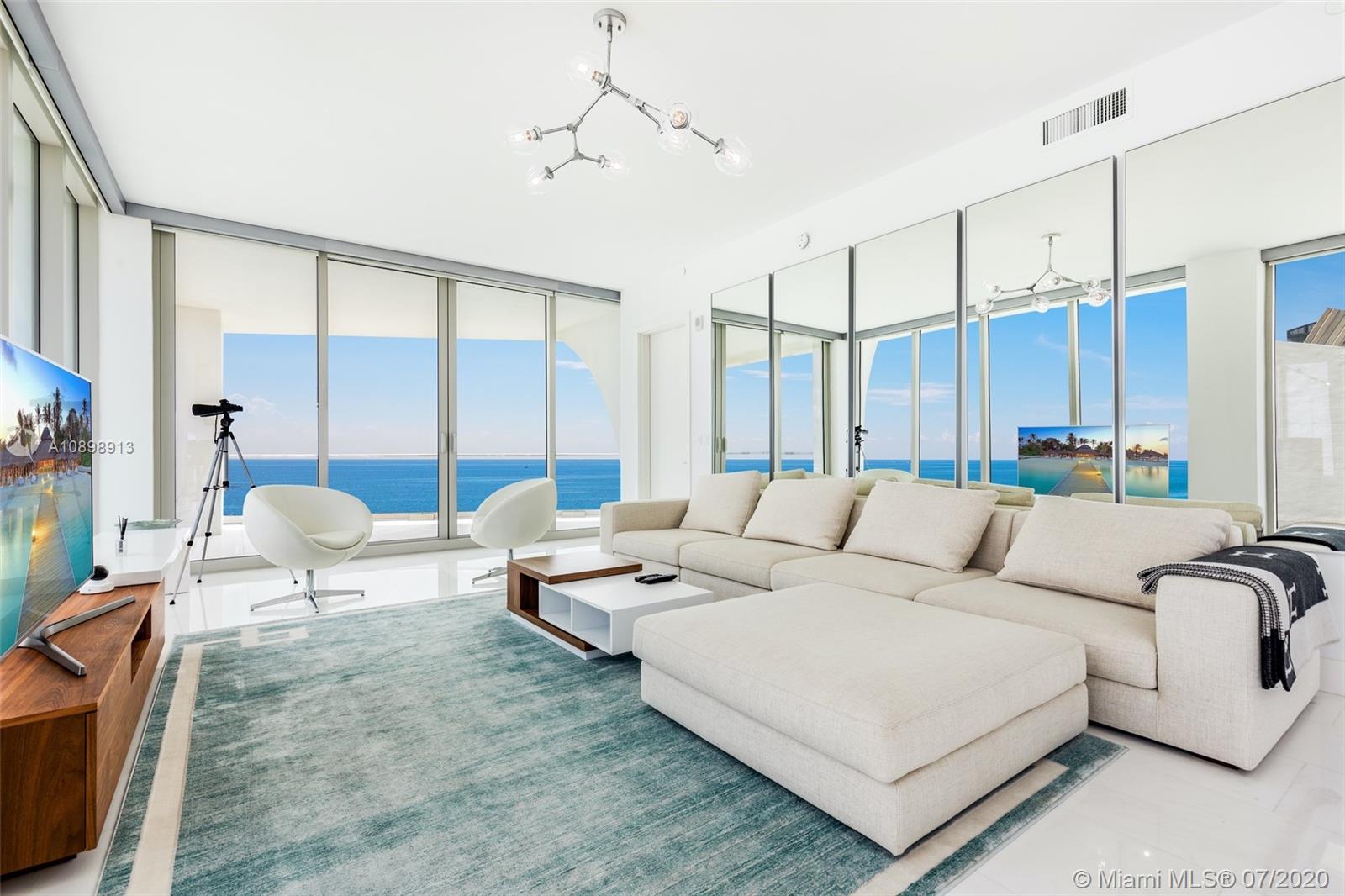 Sunny Isles Beach, FL 33160,16901 Collins Ave #4905