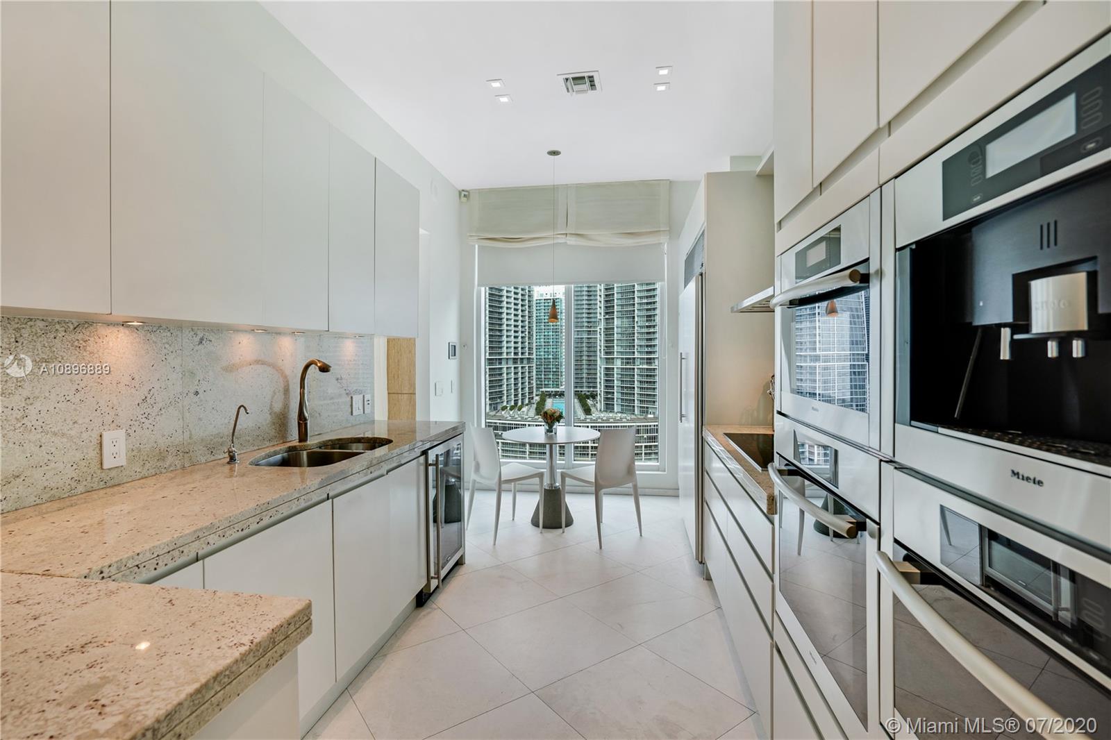 Miami, FL 33131,900 Brickell Key Blvd #2004