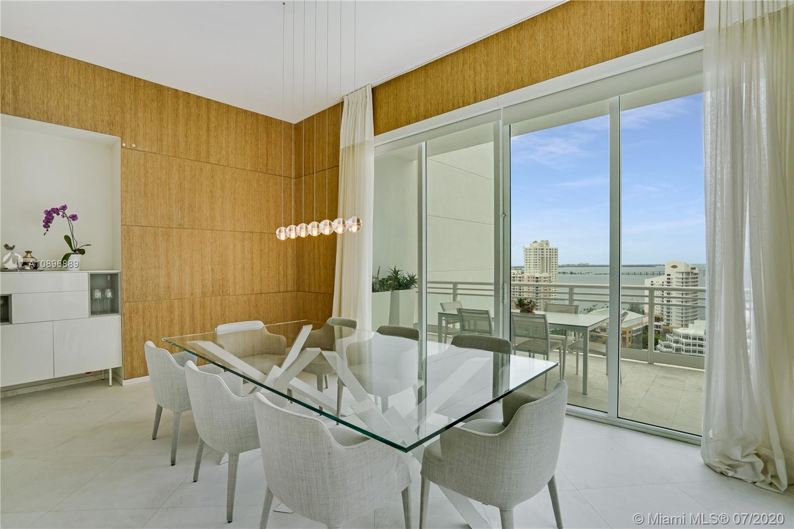 Miami, FL 33131,900 Brickell Key Blvd #2004