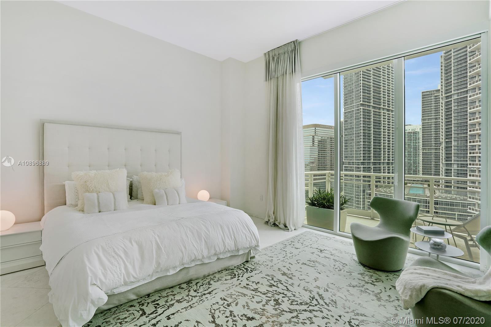 Miami, FL 33131,900 Brickell Key Blvd #2004