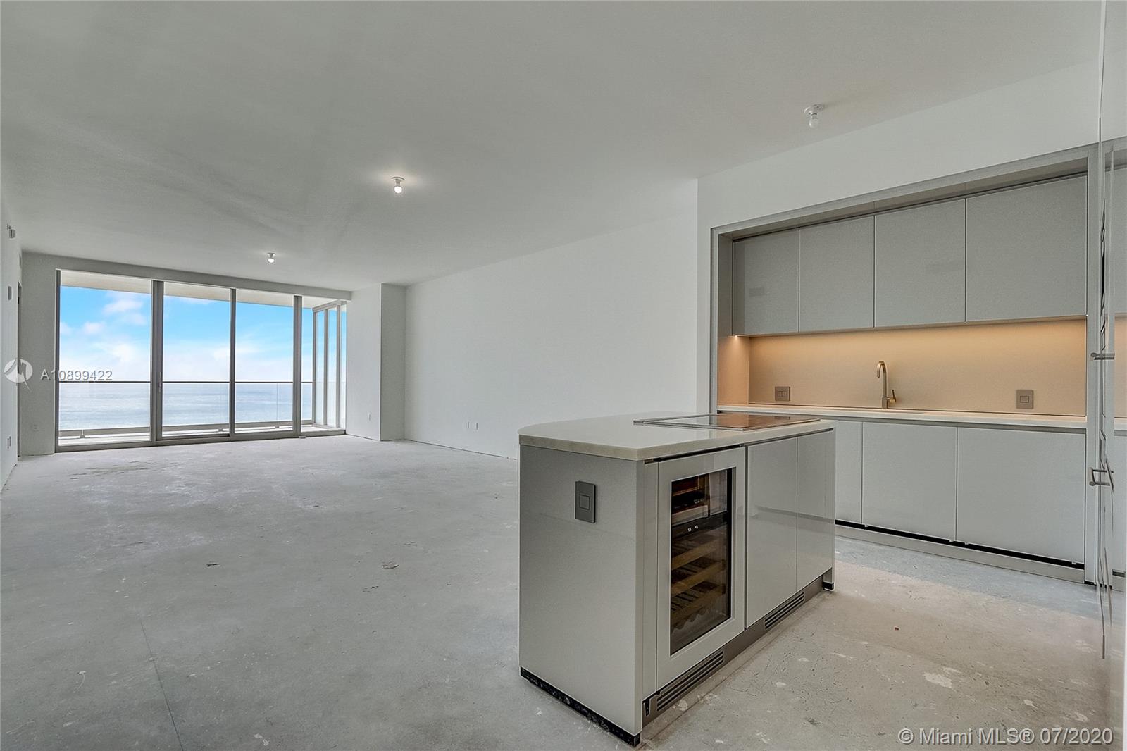 Sunny Isles Beach, FL 33160,18975 Collins Ave #3002