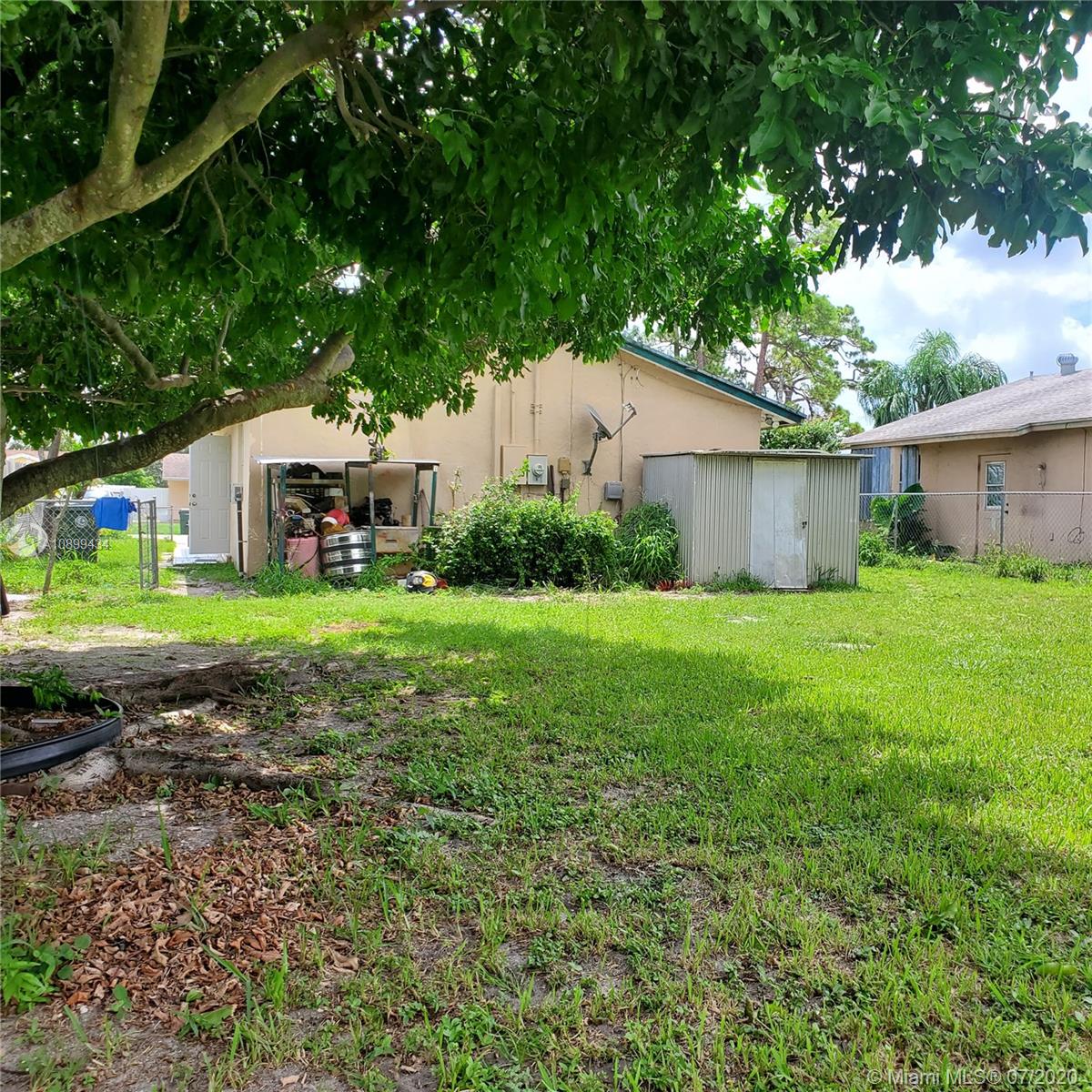 Green Acres, FL 33463,521 Jennings Ave